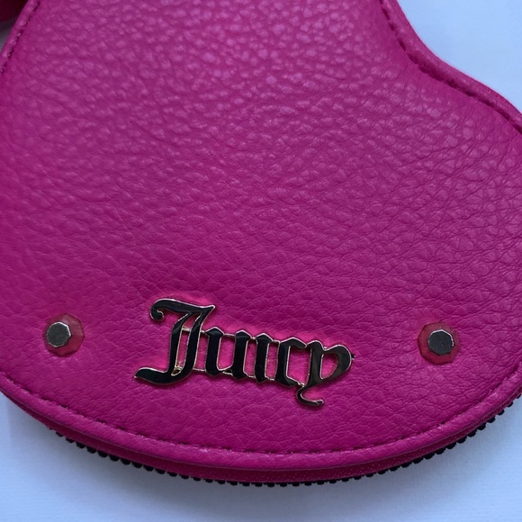 SOLD ON DEPOP Juicy Couture pink heart coin purse wristlet - Picture 5 of 8
